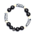 Bracelets black and white